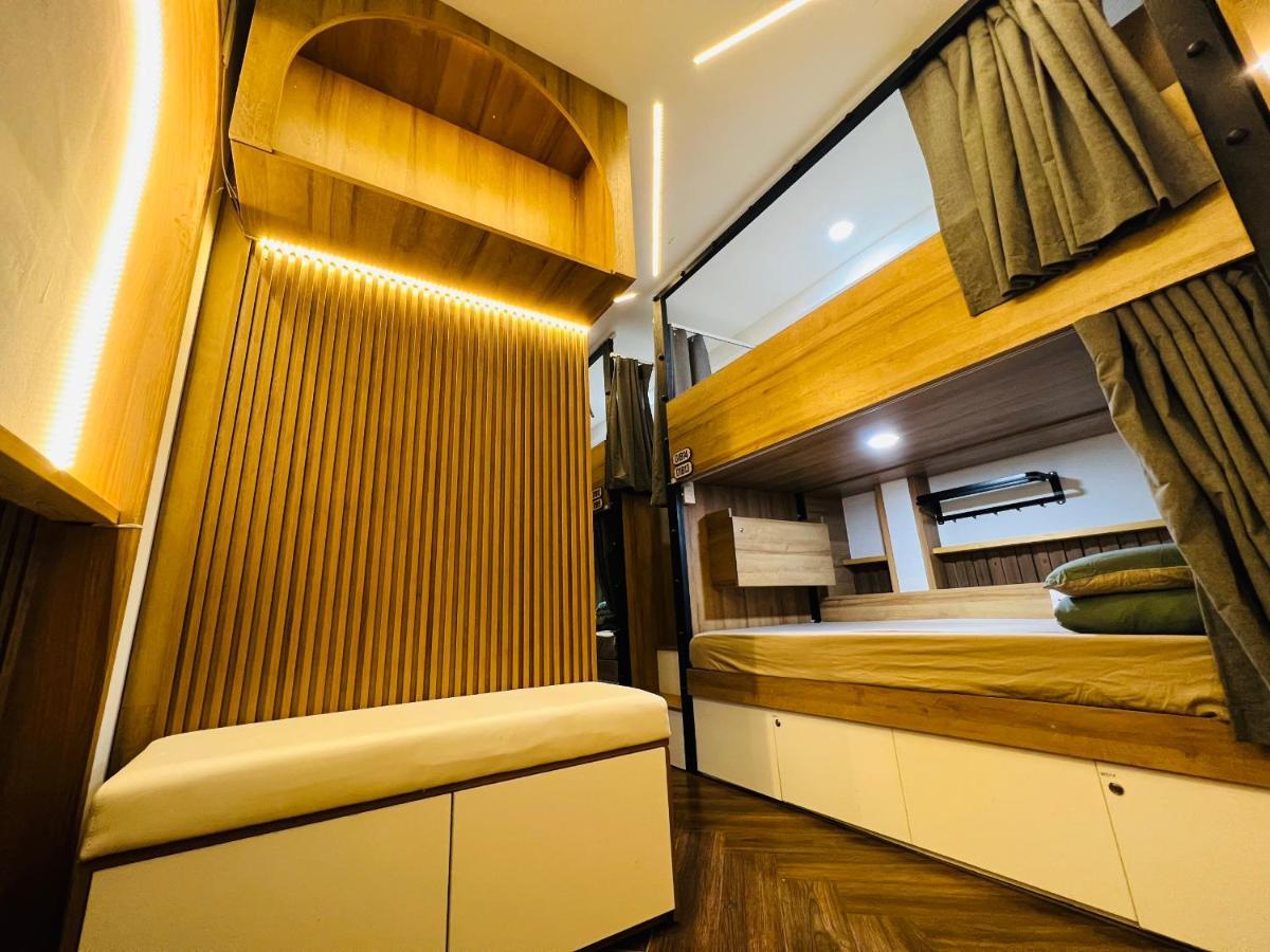 הו צ'י מין סיטי Grandma Lu Saigon Hostel - Airport Dist 3 מראה חיצוני תמונה