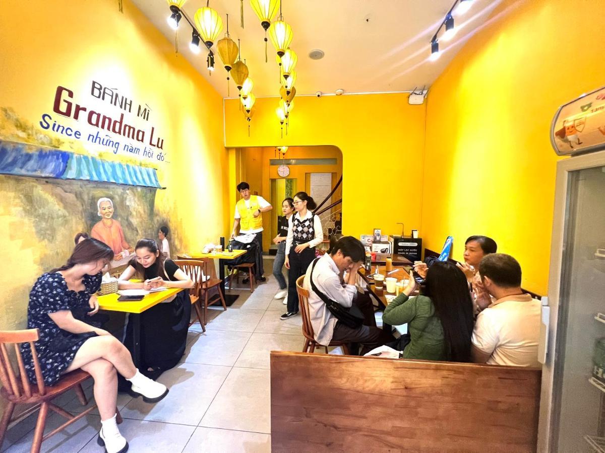 הו צ'י מין סיטי Grandma Lu Saigon Hostel - Airport Dist 3 מראה חיצוני תמונה